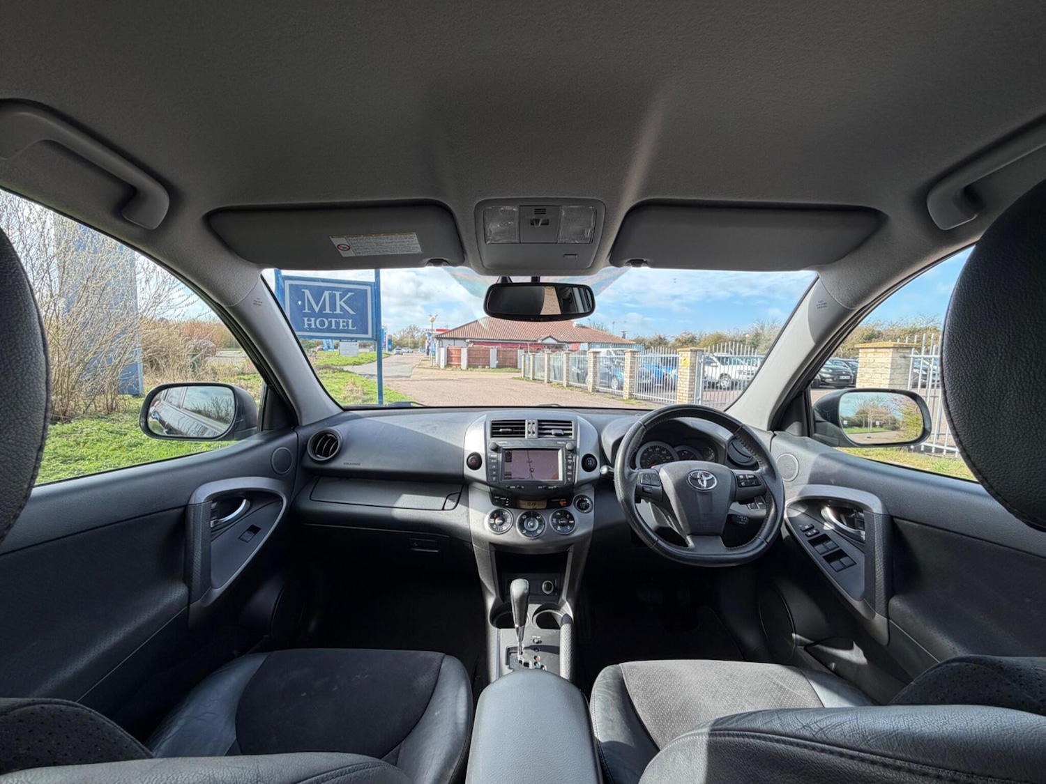 Used Toyota RAV4 2011 for sale - 77892842: Photo 9