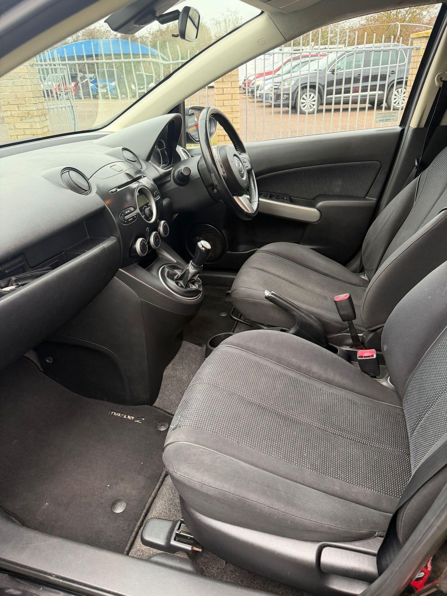 Used Mazda Mazda2 2009 for sale - 76728539: Photo 14