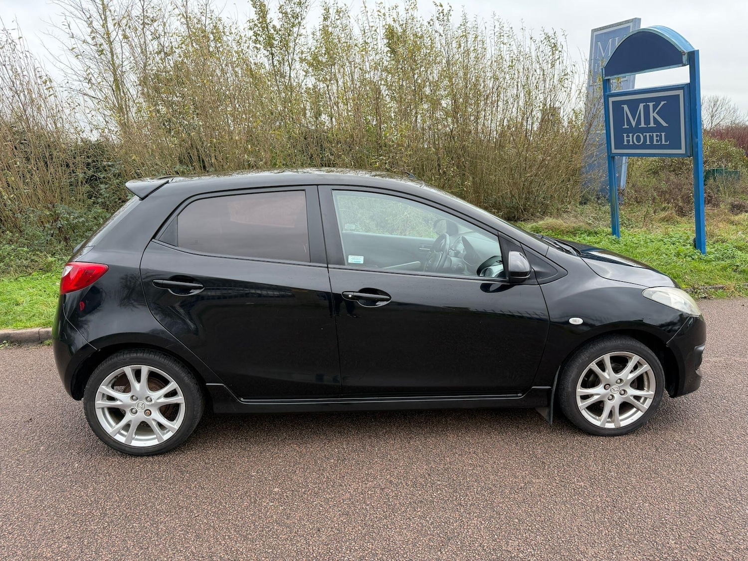Used Mazda Mazda2 2009 for sale - 76728539: Photo 8