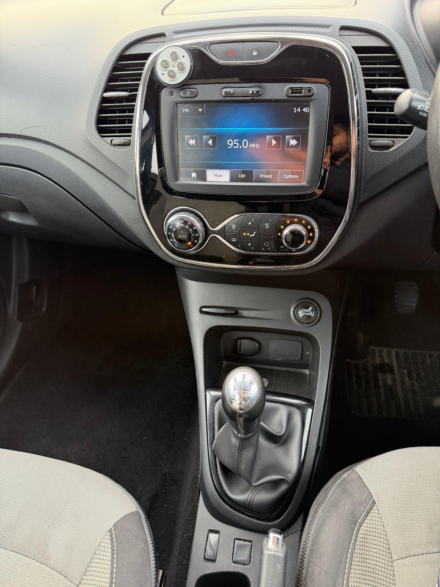 Used Renault Captur for sale - 77215987: Photo 11