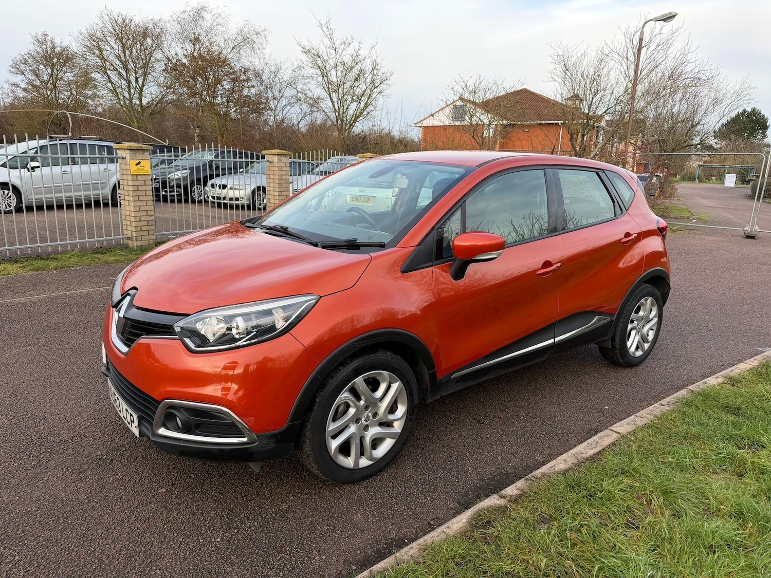 Used Renault Captur for sale - 77215987: Photo 3