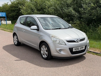 Used Hyundai i20 2011 for sale - 78771611: Photo