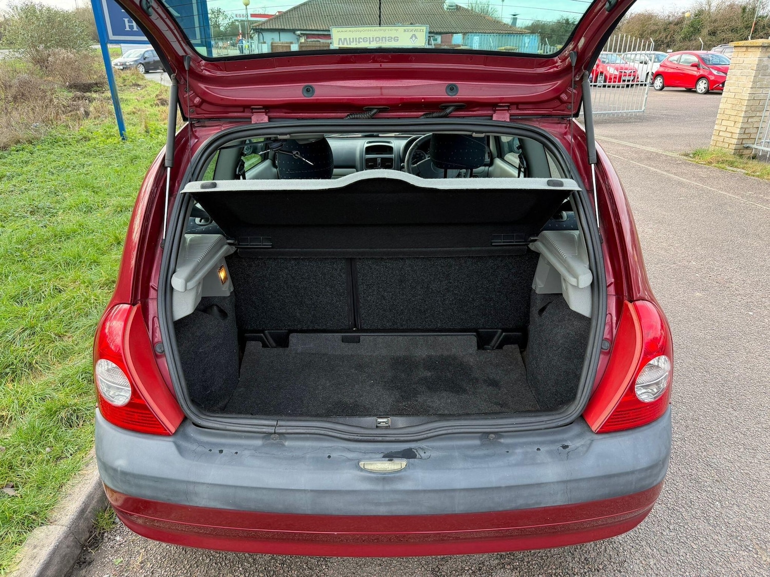 Used Renault Clio 2002 for sale - 77143823: Photo 18