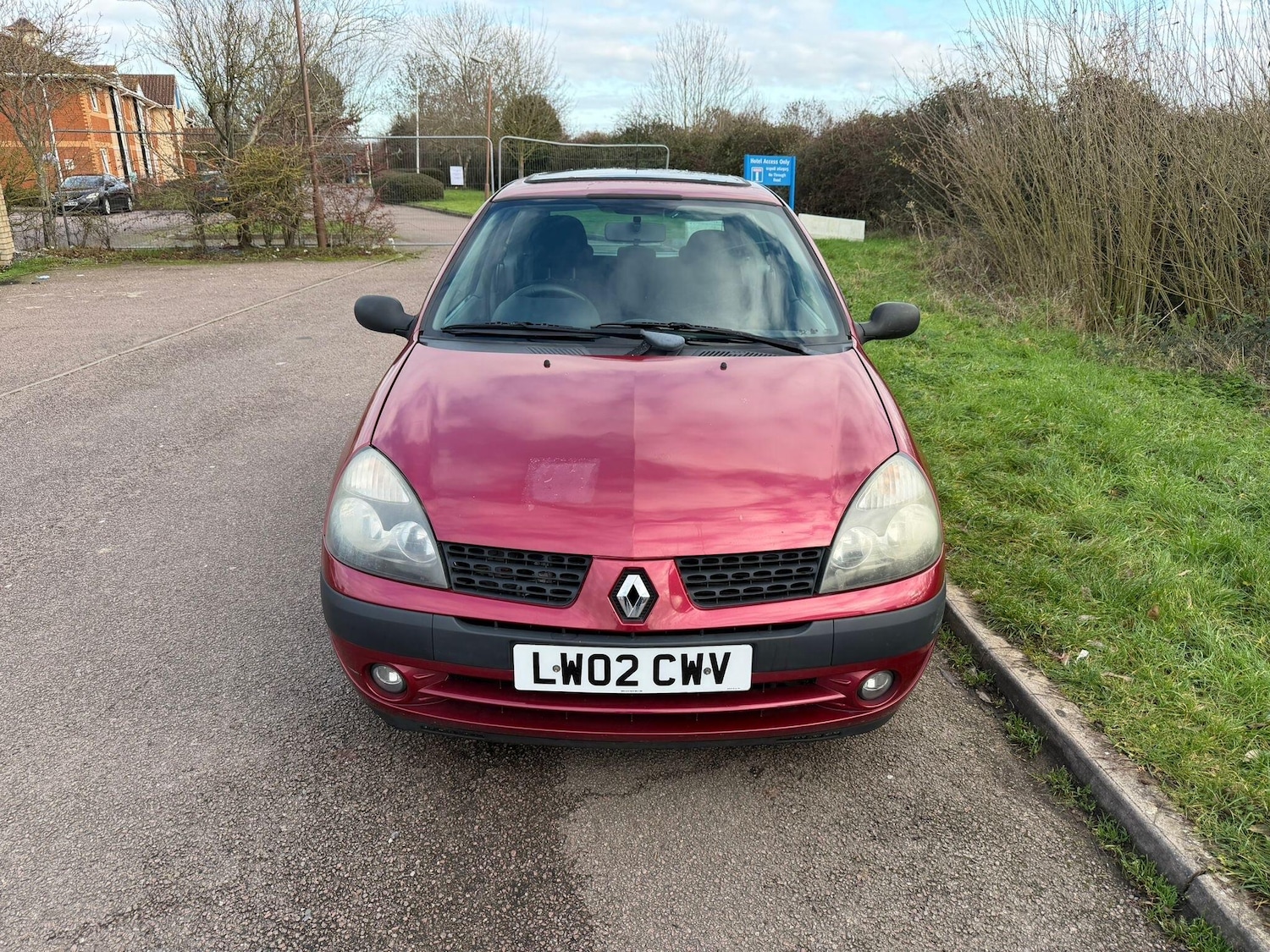 Used Renault Clio 2002 for sale - 77143823: Photo 2