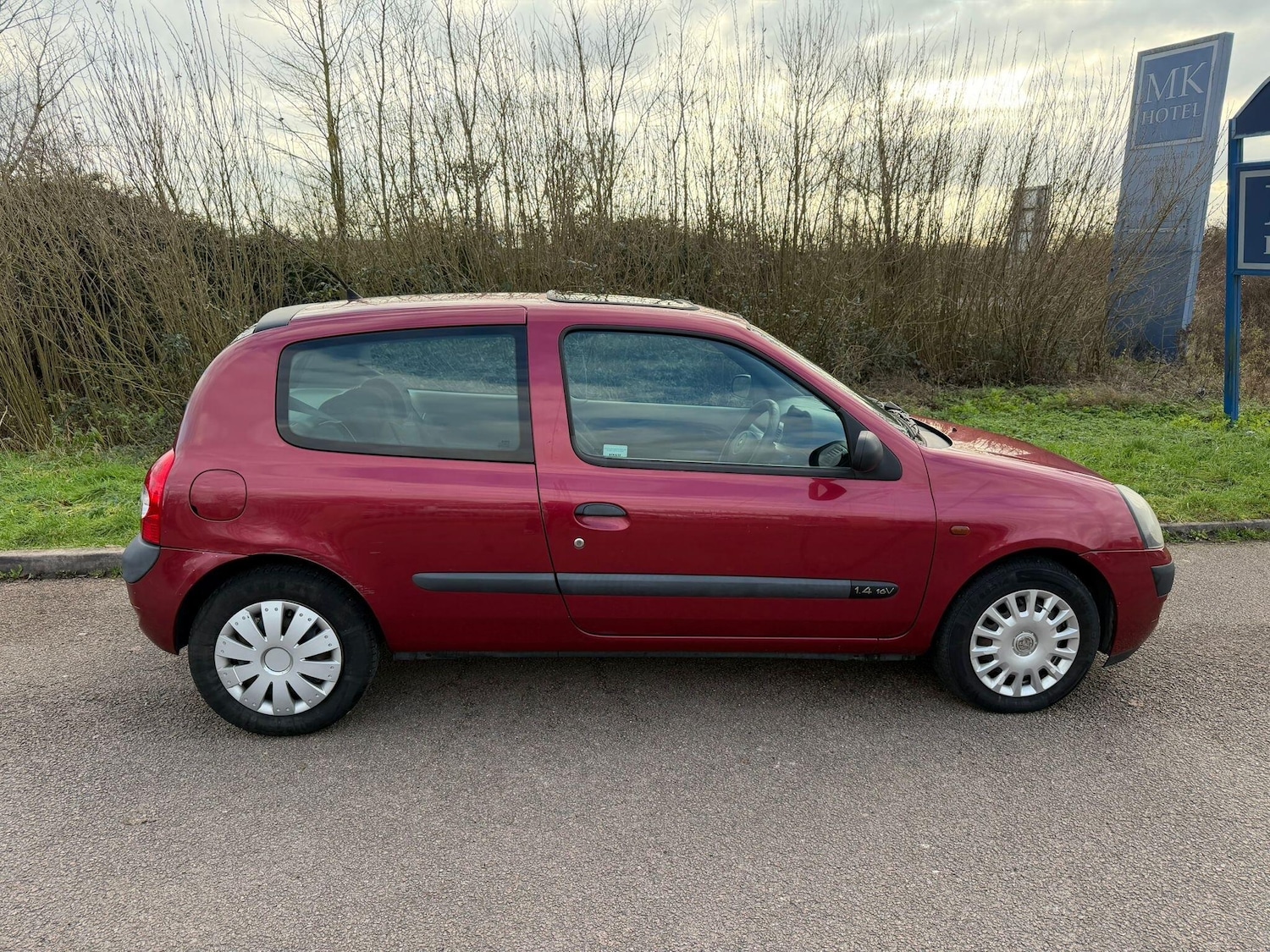 Used Renault Clio 2002 for sale - 77143823: Photo 8