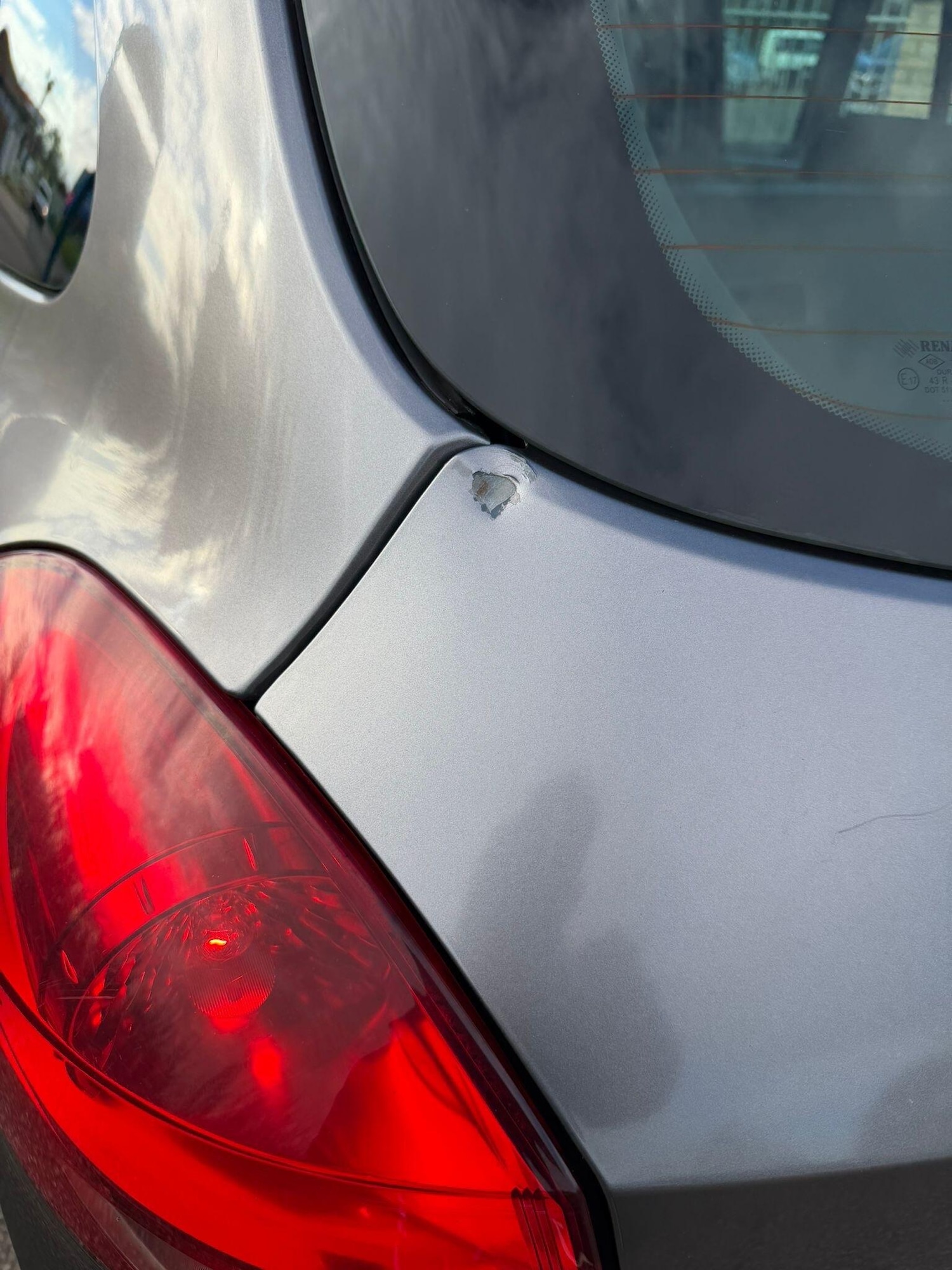 Used Renault Clio 2009 for sale - 76472690: Photo 22