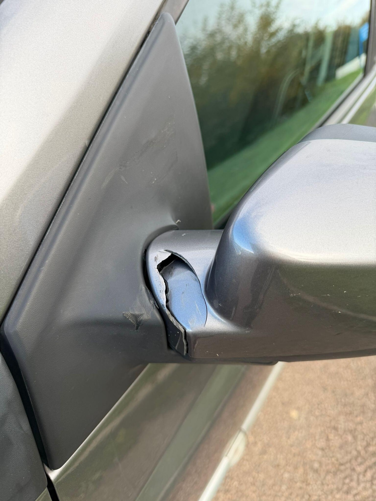 Used Renault Clio 2009 for sale - 76472690: Photo 24