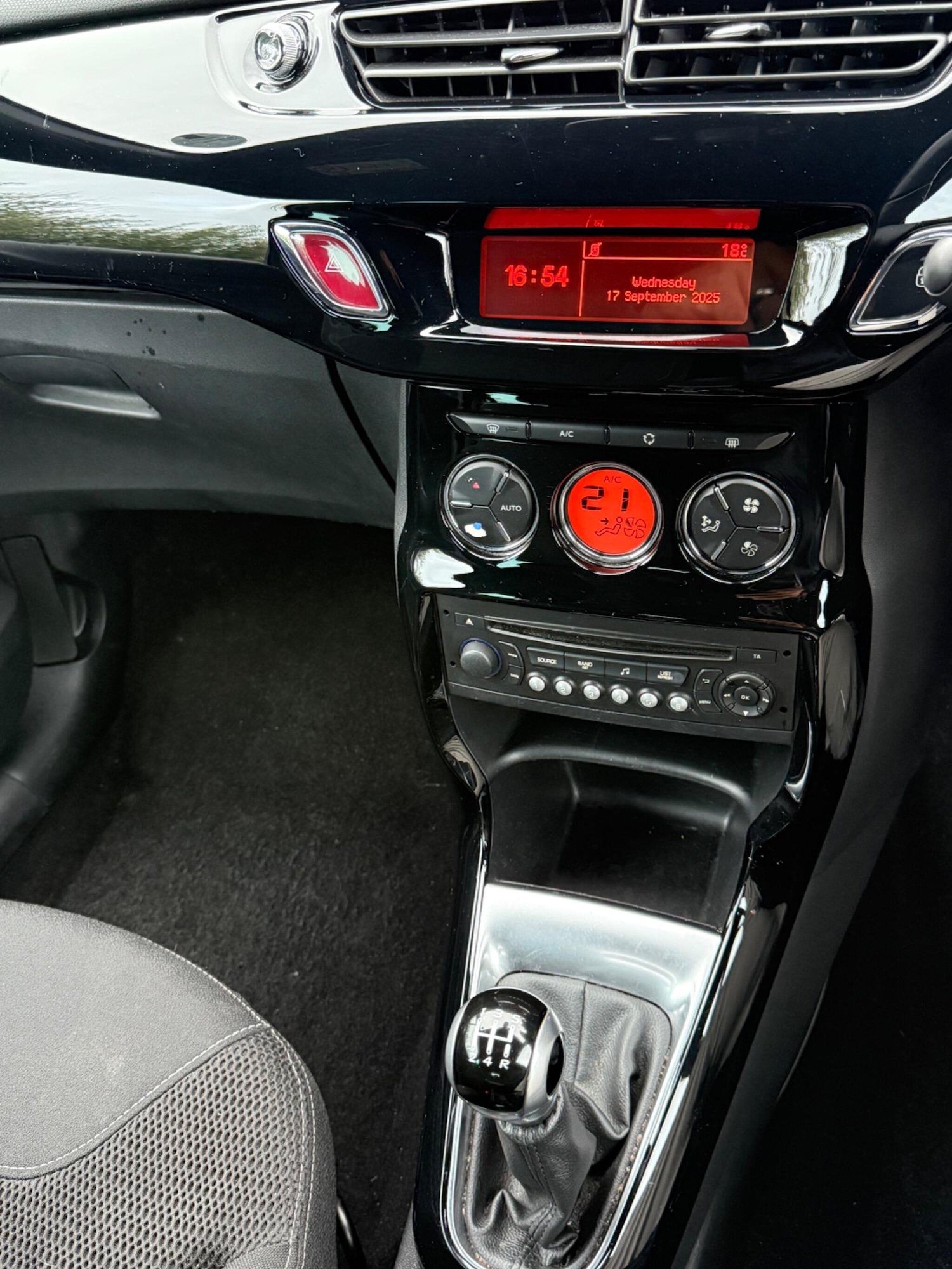 Used Citroen DS3 2015 for sale - 75991152: Photo 12