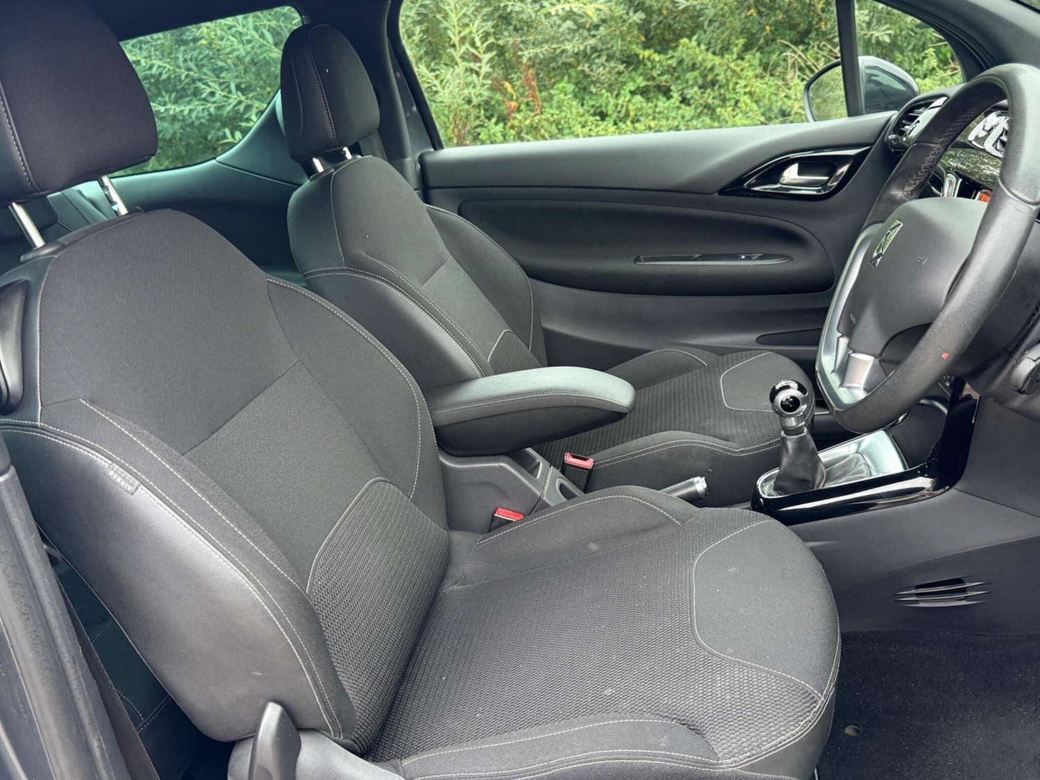 Used Citroen DS3 2015 for sale - 75991152: Photo 13