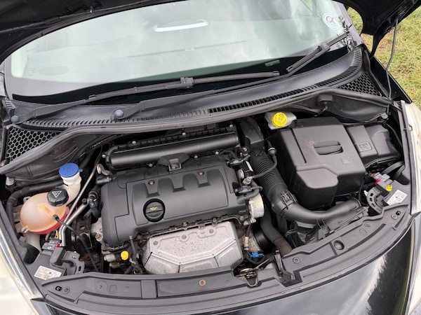 Used Peugeot 207 2009 for sale - 76043408: Photo 16