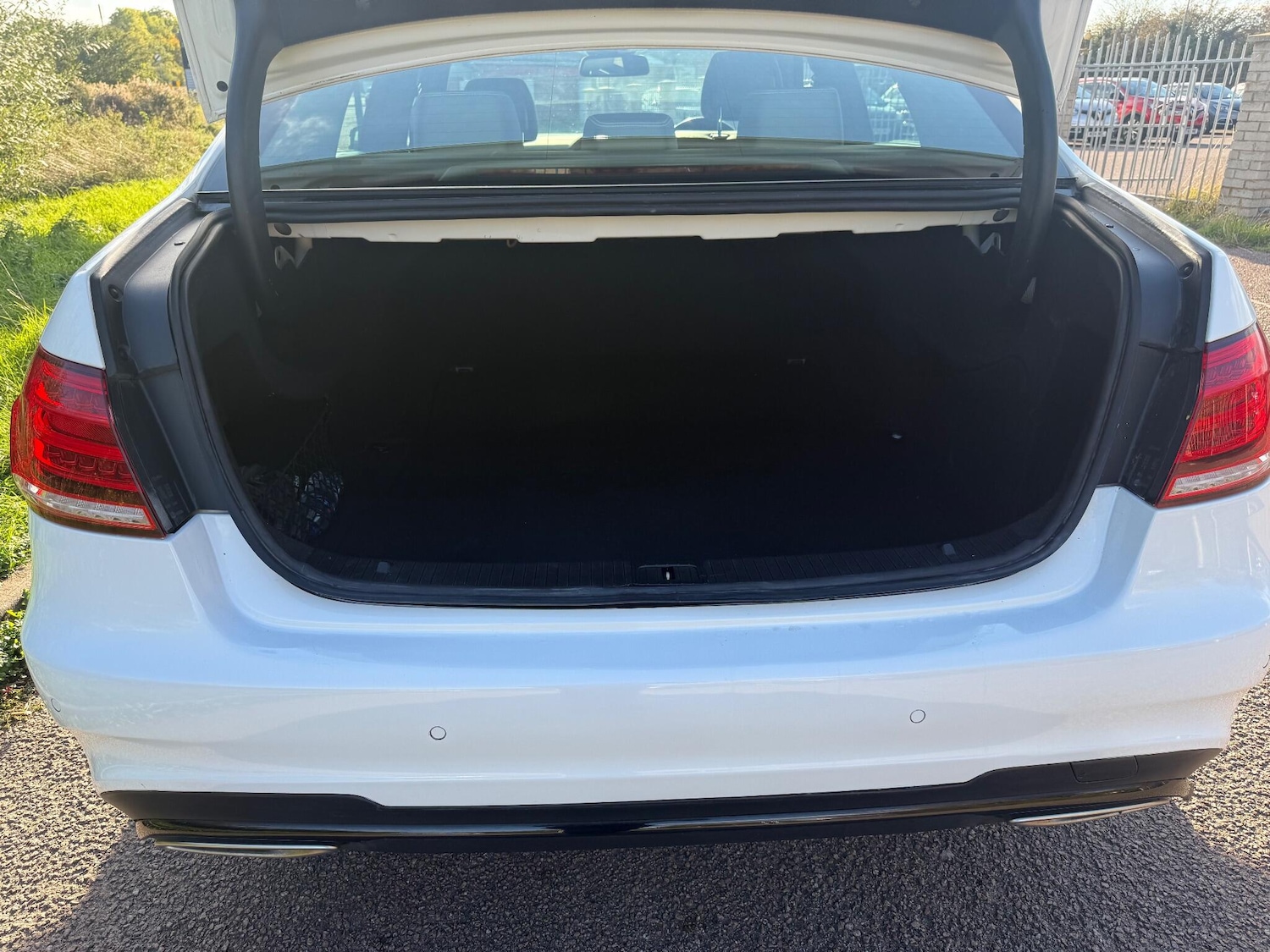Used Mercedes-Benz E-Class 2016 for sale - 76121527: Photo 15