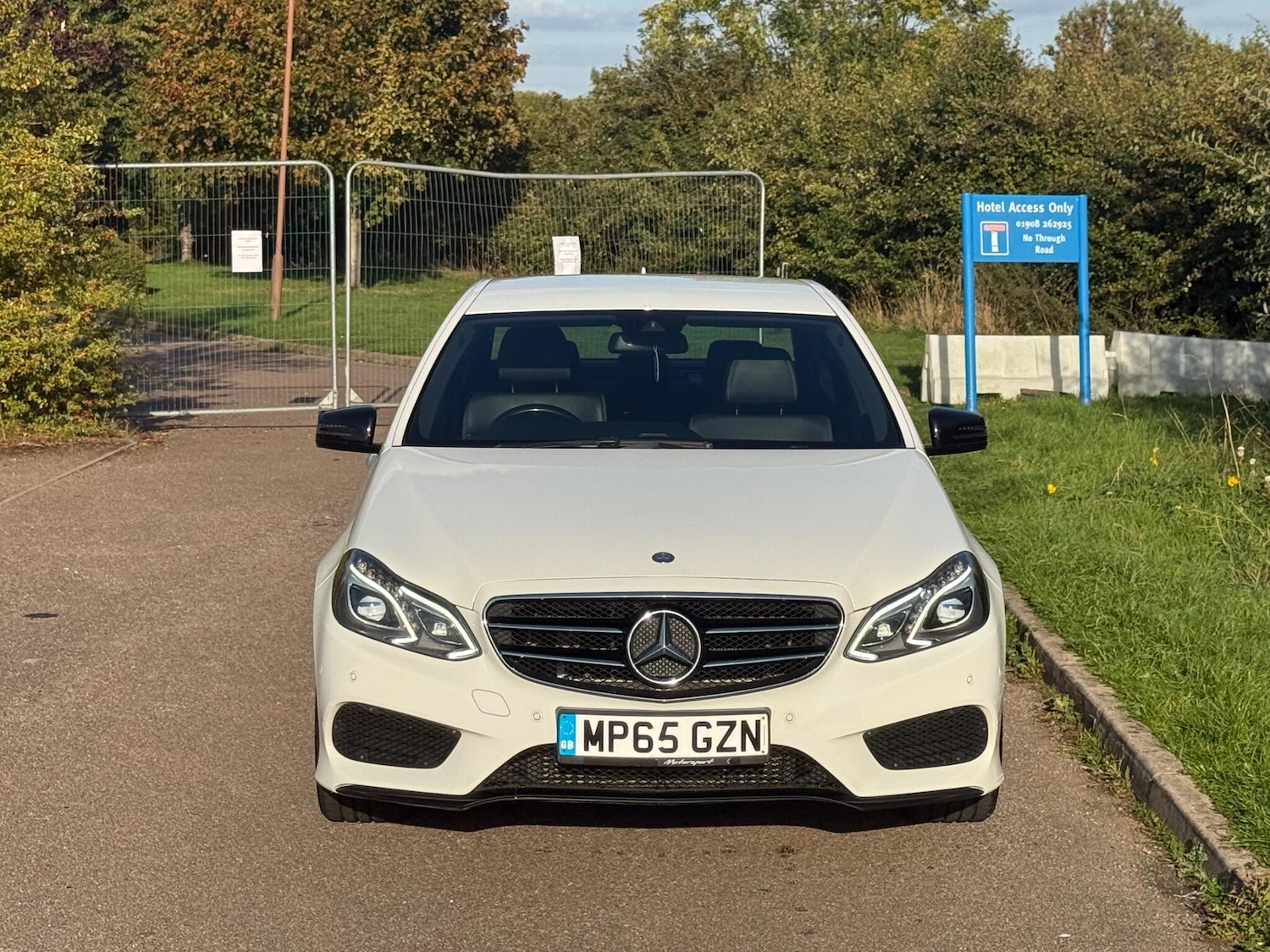 Used Mercedes-Benz E-Class 2016 for sale - 76121527: Photo 2