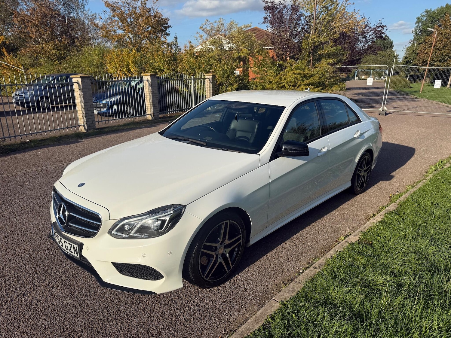 Used Mercedes-Benz E-Class 2016 for sale - 76121527: Photo 3