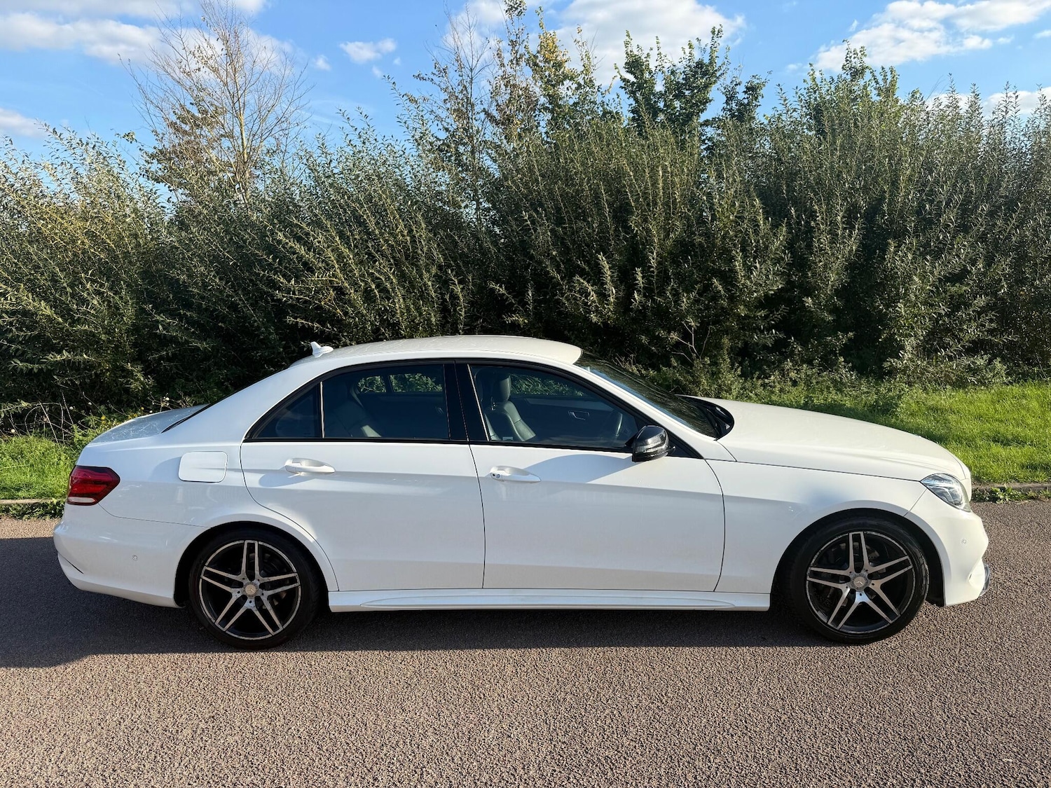 Used Mercedes-Benz E-Class 2016 for sale - 76121527: Photo 7
