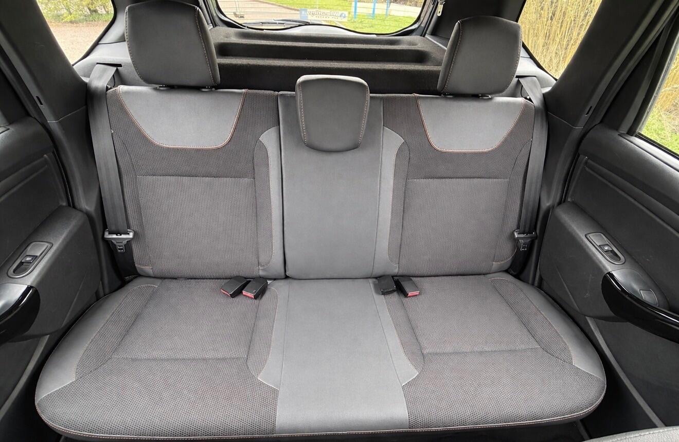 Used Dacia Duster 2017 for sale - 78062704: Photo 18