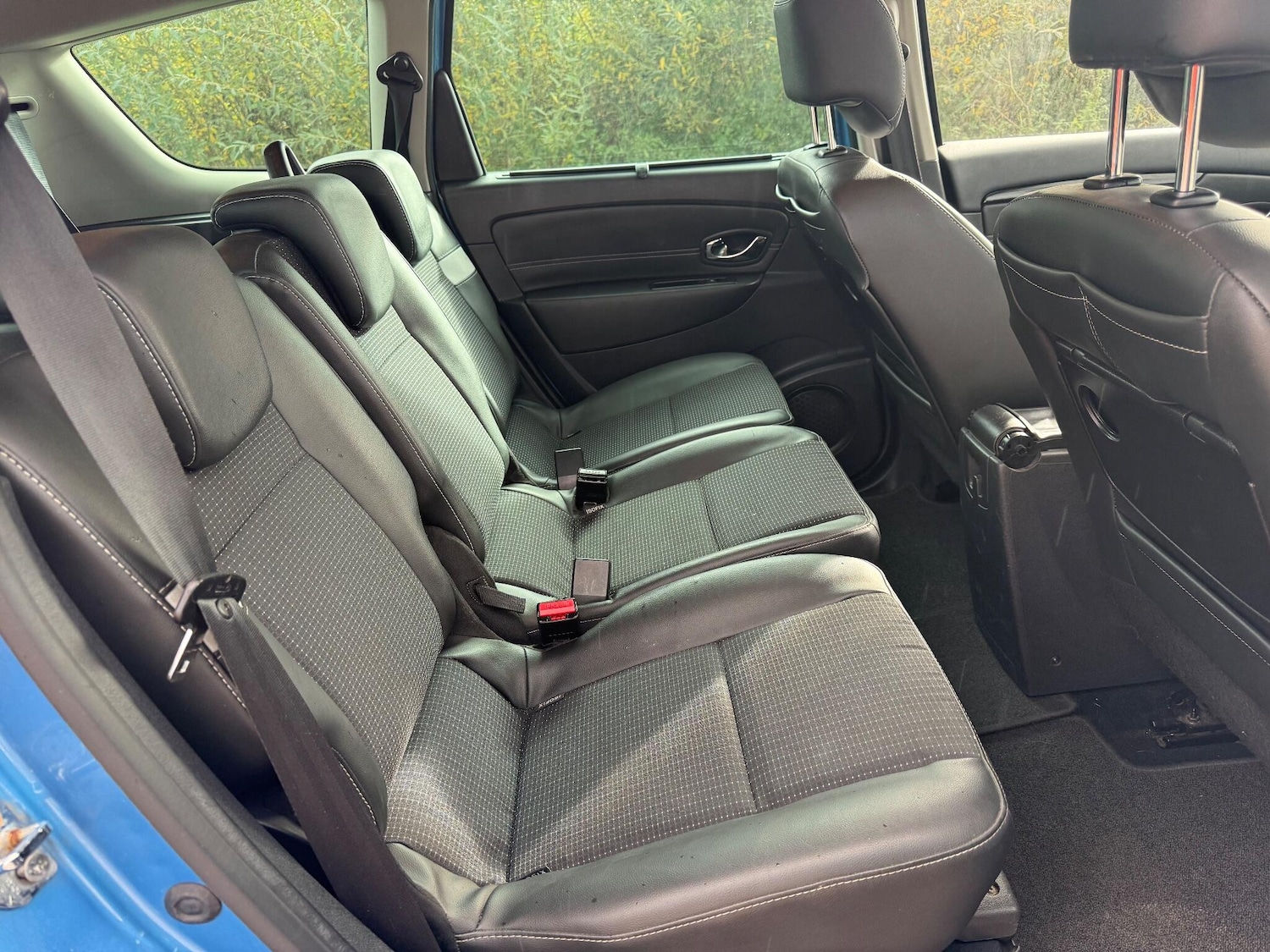 Used Renault Grand Scenic 2013 for sale - 76378036: Photo 15
