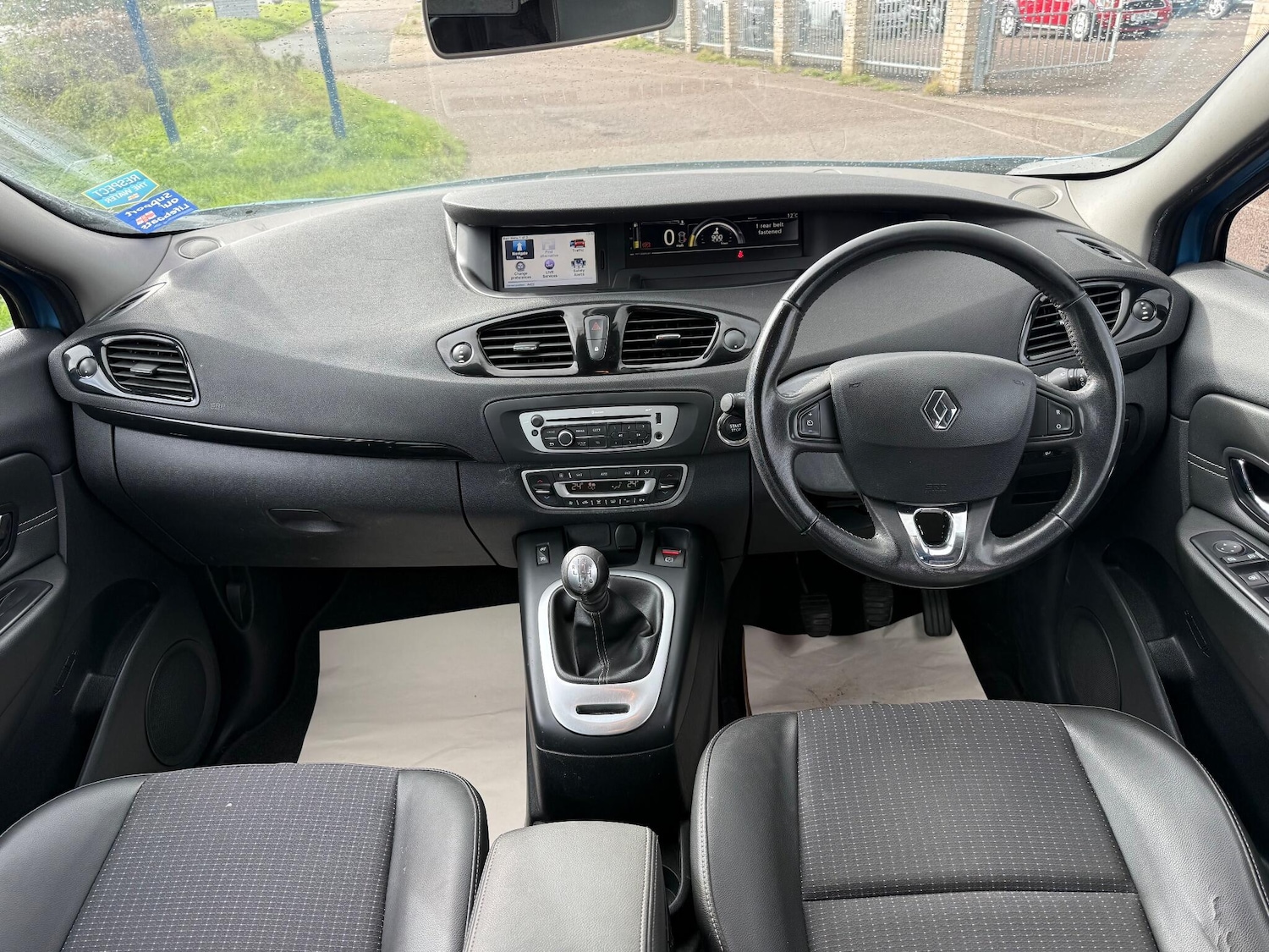 Used Renault Grand Scenic 2013 for sale - 76378036: Photo 8
