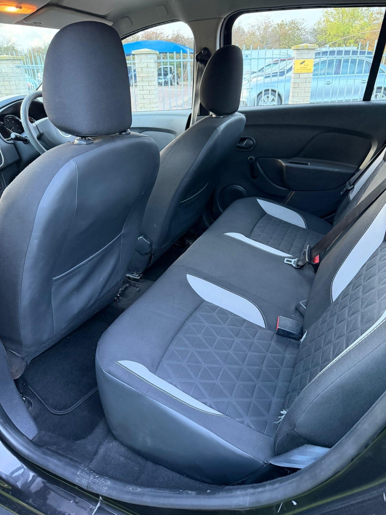 Used Dacia Sandero Stepway 2014 for sale - 76327367: Photo 16
