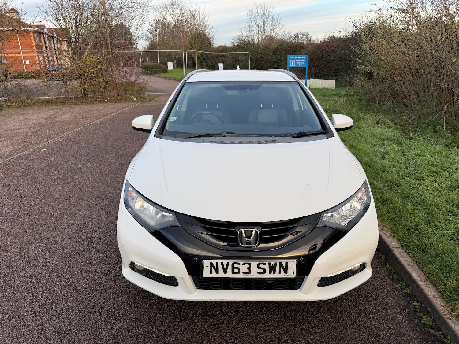 Used Honda Civic 2014 for sale - 76715255: Photo 2