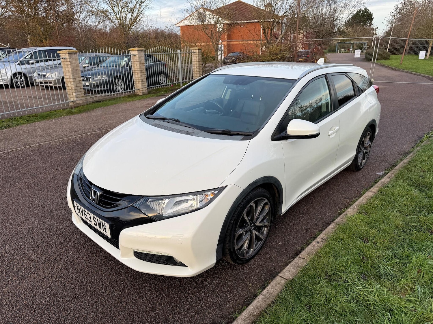 Used Honda Civic 2014 for sale - 76715255: Photo 3