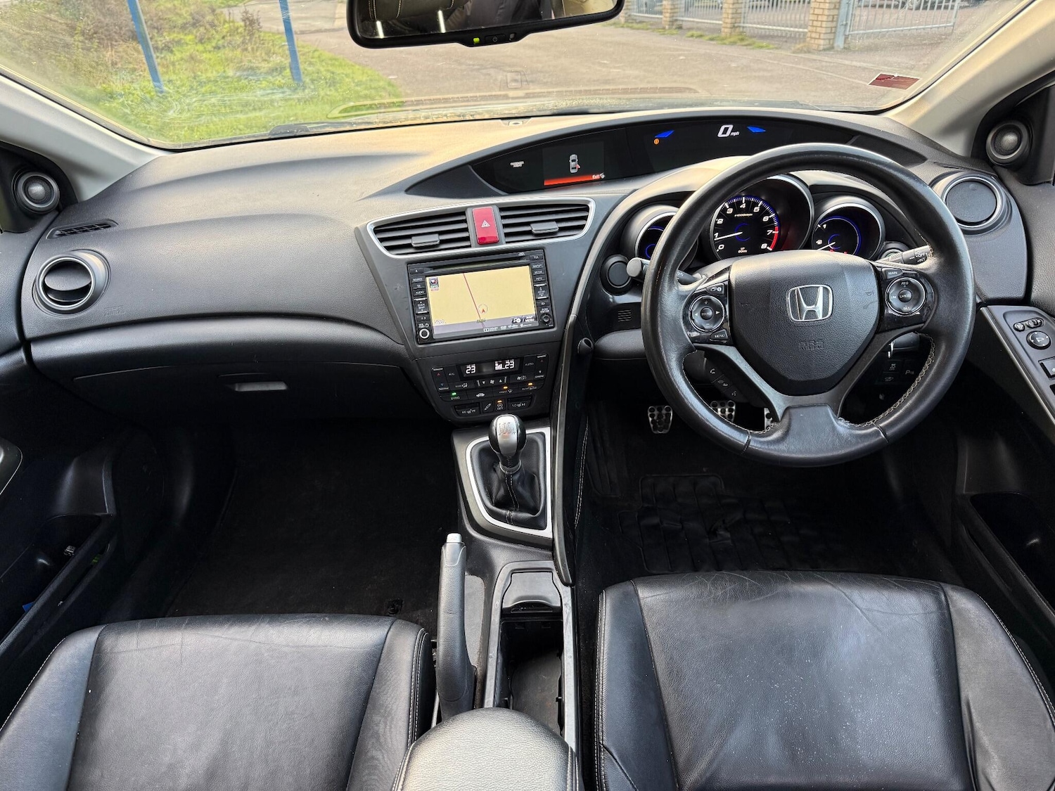 Used Honda Civic 2014 for sale - 76715255: Photo 8