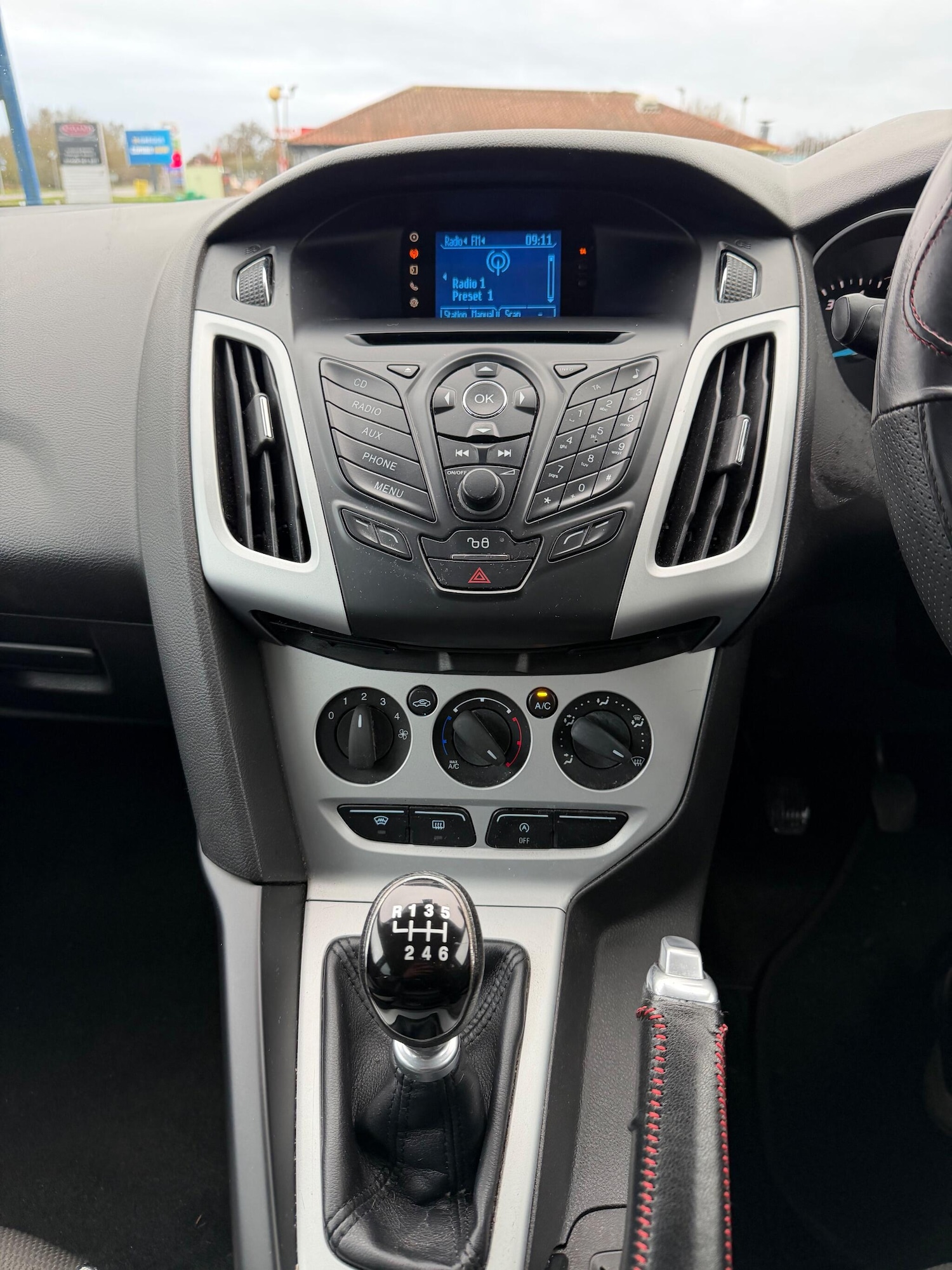 Used Ford Focus 2012 for sale - 76887038: Photo 11