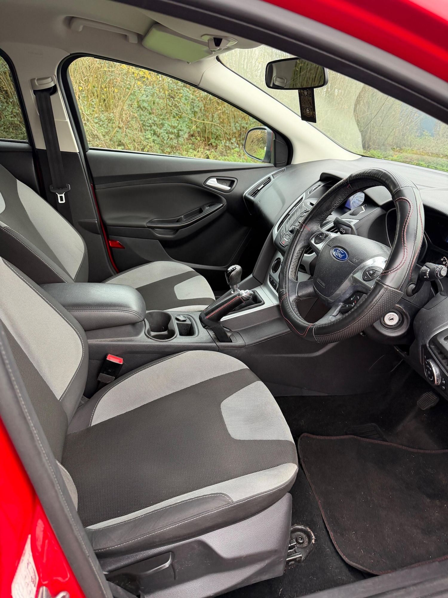 Used Ford Focus 2012 for sale - 76887038: Photo 12