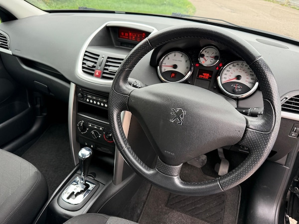 Used Peugeot 207 2008 for sale - 76307437: Photo 10