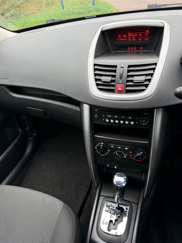 Used Peugeot 207 2008 for sale - 76307437: Photo 12