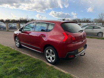 Used Peugeot 3008 2010 for sale - 77892582: Photo
