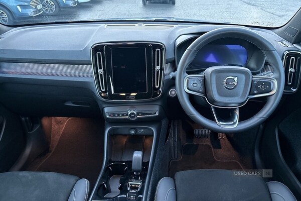 Used Volvo XC40 2025 for sale - 76787221: Photo 11