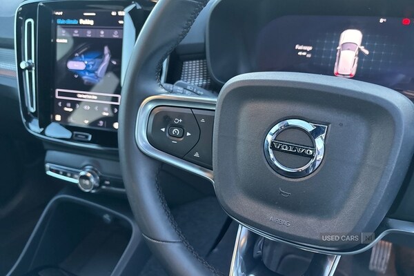 Used Volvo XC40 2025 for sale - 76787221: Photo 17