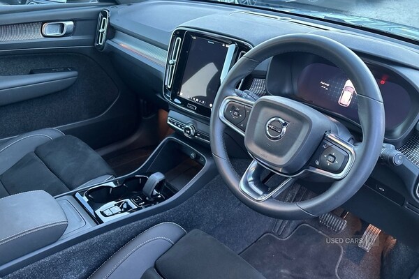 Used Volvo XC40 2025 for sale - 76787221: Photo 9