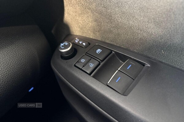 Used Toyota Yaris for sale - 77192444: Photo 18