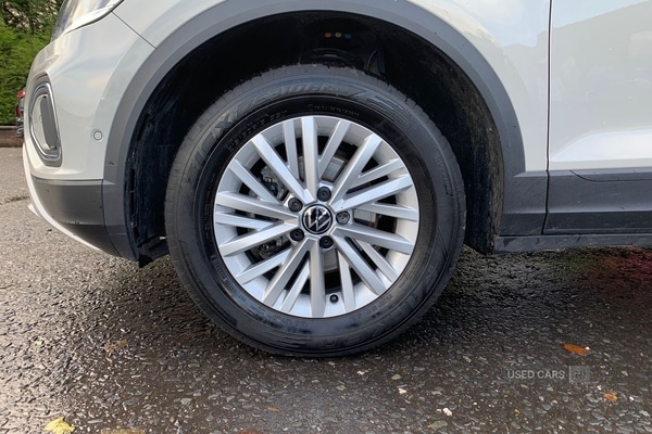 Used Volkswagen T-Roc 2025 for sale - 76315327: Photo 6