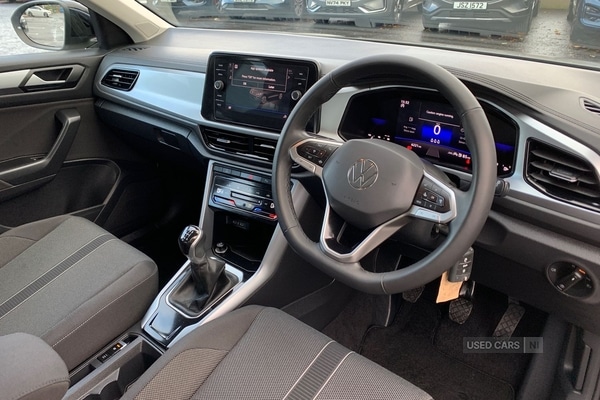 Used Volkswagen T-Roc 2025 for sale - 76315327: Photo 9