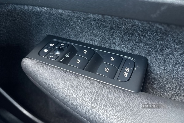 Used Volvo XC40 2025 for sale - 77634115: Photo 18