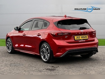 Used Ford Focus 2022 for sale - 76043575: Photo 2