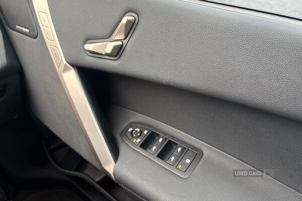 Used BMW iX 2023 for sale - 76573993: Photo 18