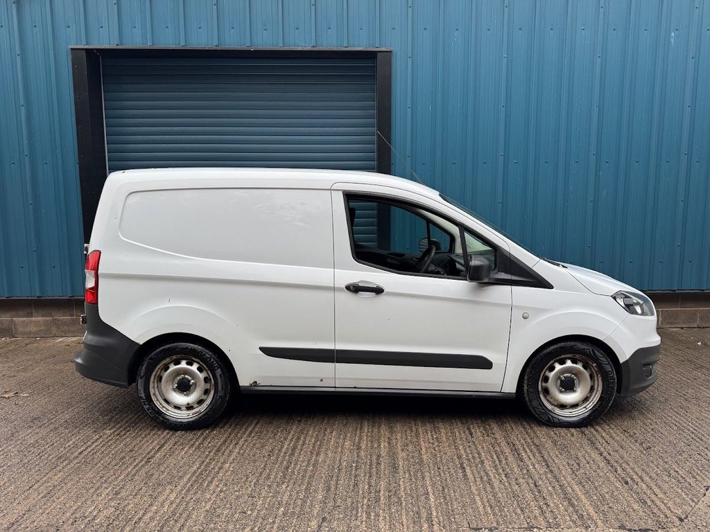 Used Ford Transit Courier 2016 for sale - 76266578: Photo 4