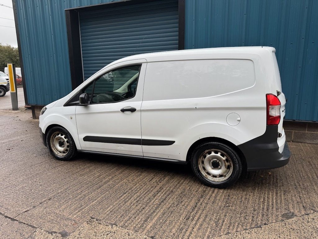 Used Ford Transit Courier 2016 for sale - 76266578: Photo 5