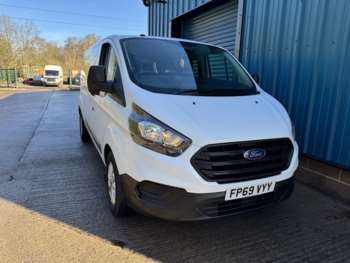 2019 (69) - KOMBI 320 DOUBLE CAB, 2.0, L2, H1, 9 SEATS, 130PS (FP69 VYY) 5-Door