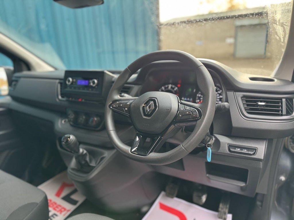 Used Renault Trafic 2022 for sale - 76820631: Photo 11