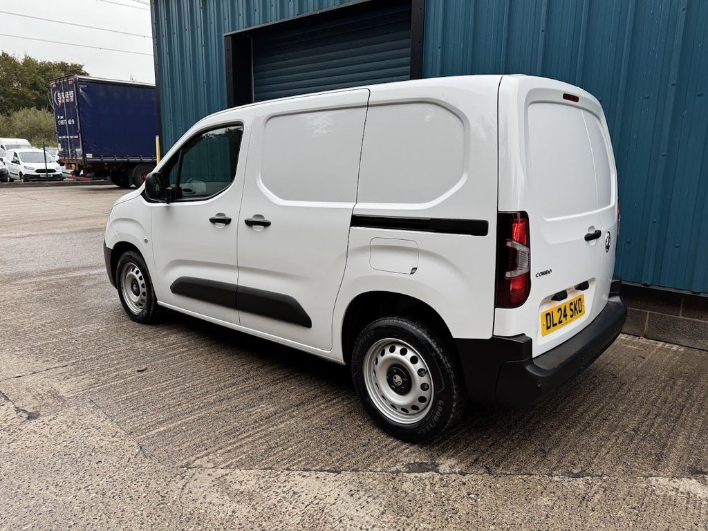 Used Vauxhall Combo 2024 for sale - 76266582: Photo 4