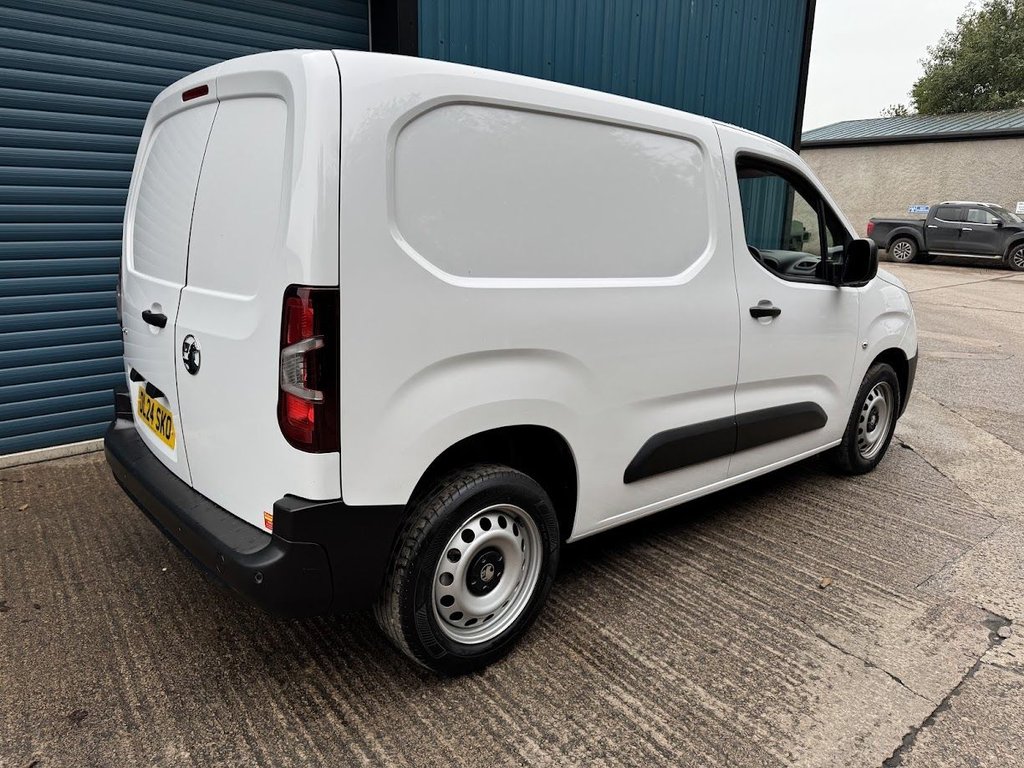 Used Vauxhall Combo 2024 for sale - 76266582: Photo 7