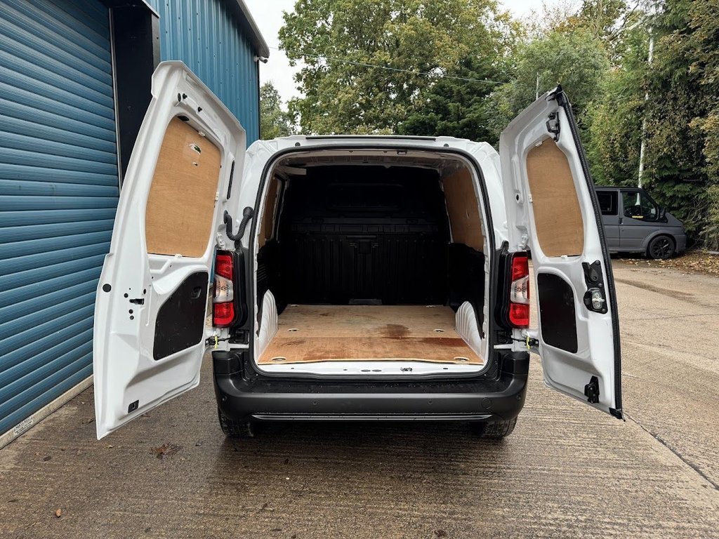 Used Vauxhall Combo 2024 for sale - 76266582: Photo 8