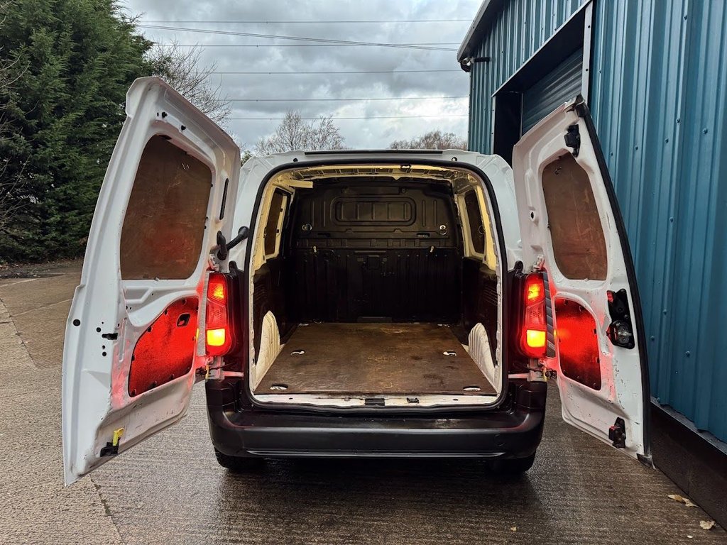 Used Peugeot Partner 2019 for sale - 76883288: Photo 13