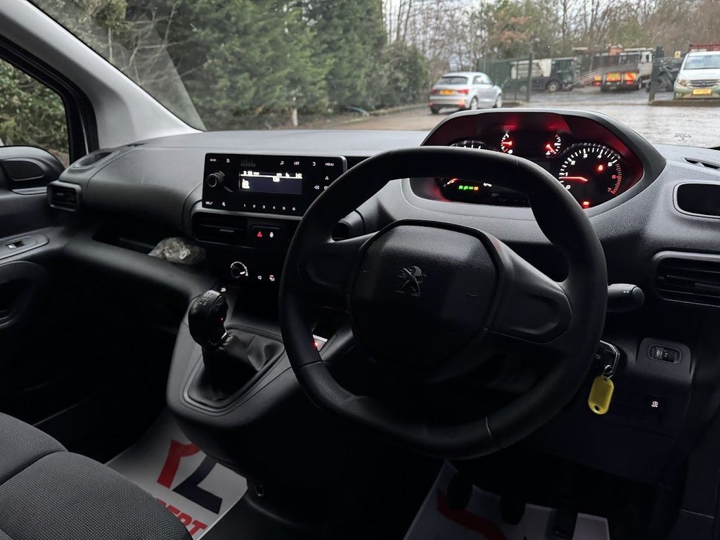 Used Peugeot Partner 2019 for sale - 76883288: Photo 15