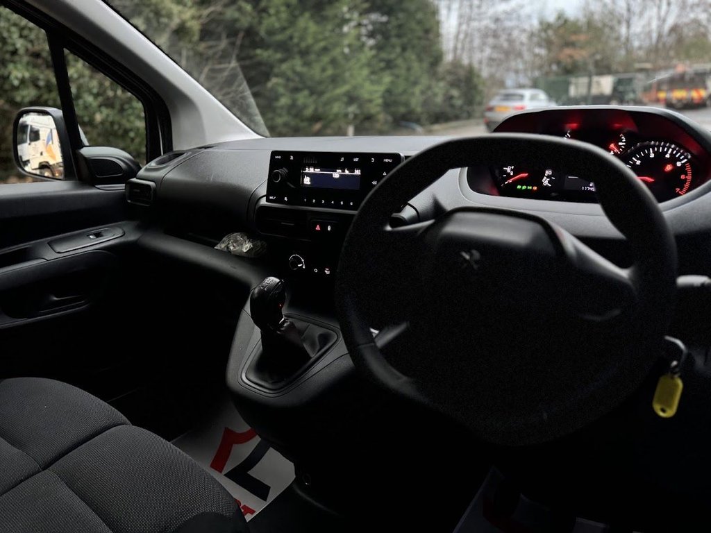 Used Peugeot Partner 2019 for sale - 76883288: Photo 19