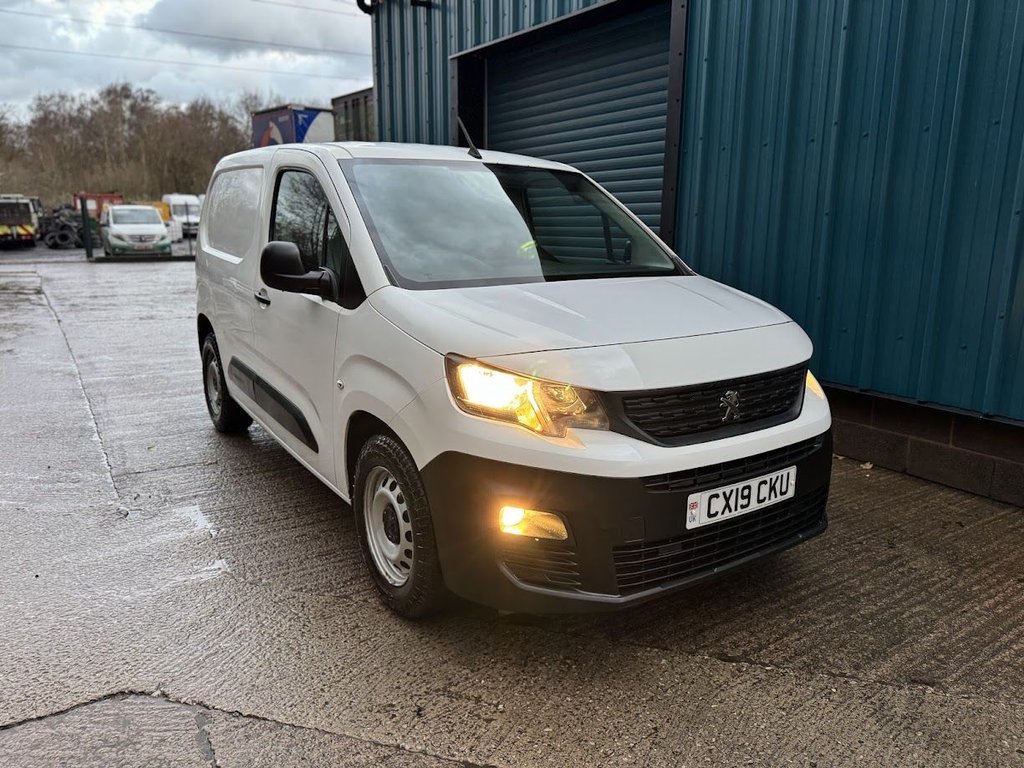 Used Peugeot Partner 2019 for sale - 76883288: Photo 2